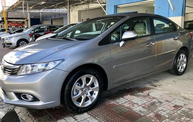 Civic EXS - Foto 2