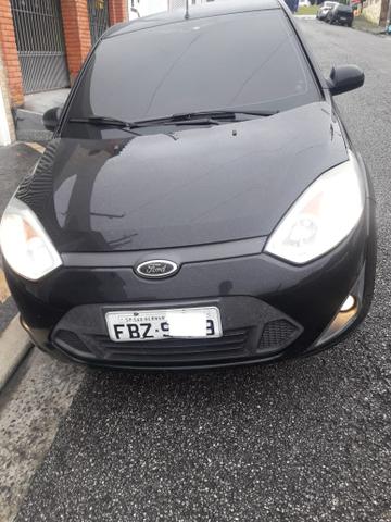 Ford Fiesta hatch class 1.6 - Foto 12