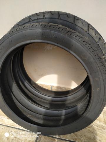 Pneus para moto