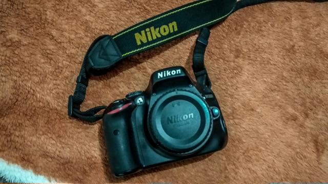 Nikon D5100 + Lente Nikkor 18-105 VR + Nikkor 35mm 1.8 + Bateria Extra - Foto 3