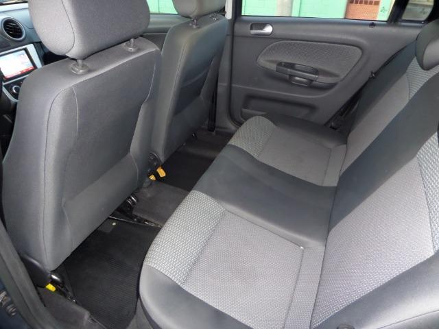 Gol 1.0 Flex Modelo 2013 Único Dono 35.100KM Completo Ar Direção Multimídia GPS Wifi - Foto 16