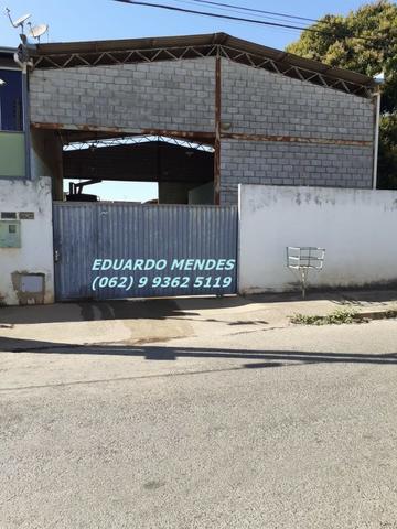 Galpão coberto, lote 360 m² em Aparecida de Goiânia, boa localização
