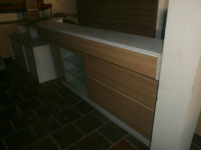 Balcão para lanchonete ou para recepção com vitrine - Foto 3