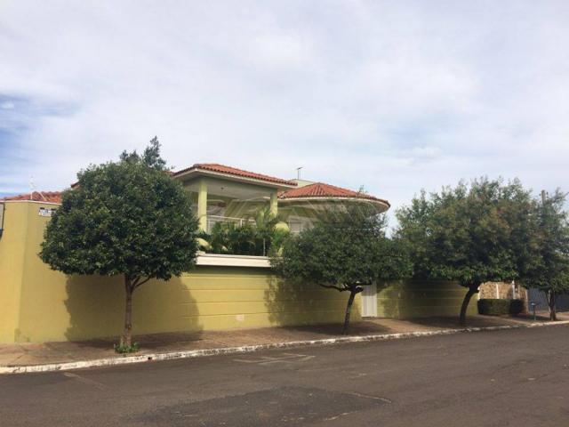 Casa à venda com 3 dormitórios em Centro, Brodowski cod:V131954