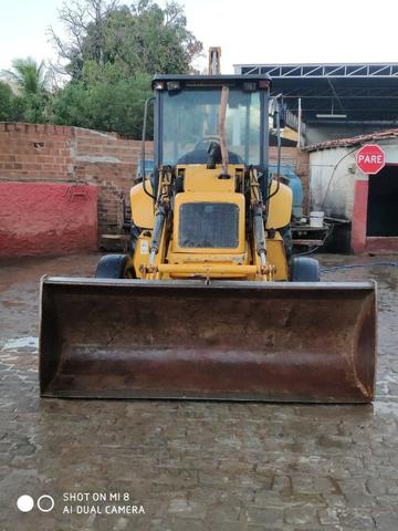 Retroescavadeira New Hollad Lb90 - Foto 4