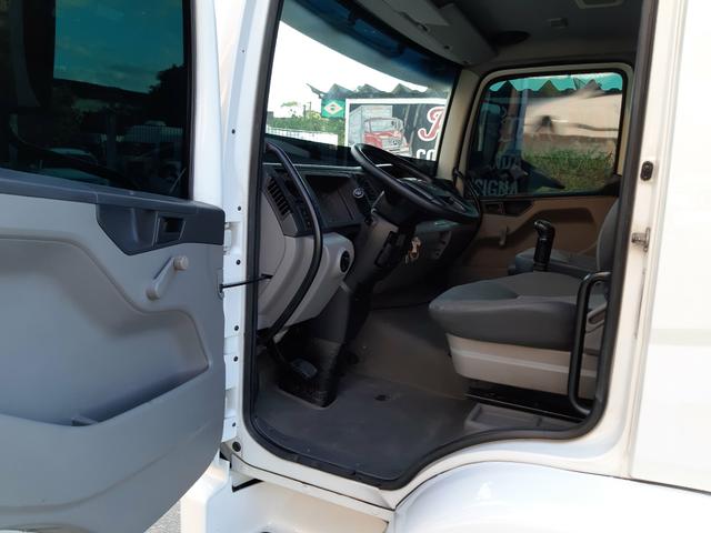 Vw 13.180 costeleicho ano 2011 muito novo pouco uso baixo km rodado nada a fazer - Foto 12