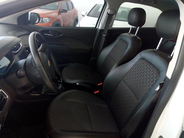 Procurar Anderson - Prisma ltz 1.4 manual 16/17 branco so 34.637km - confira - - Foto 8