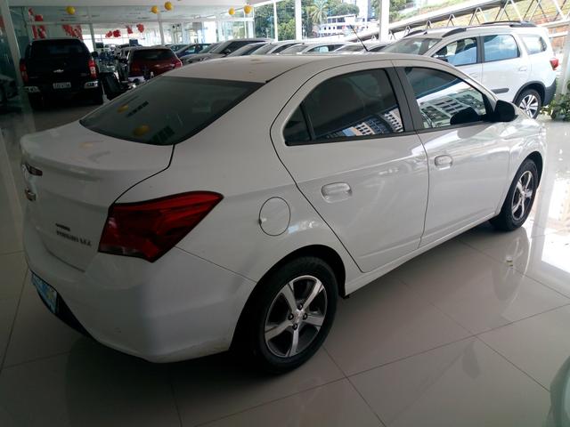 Procurar Anderson - Prisma ltz 1.4 manual 16/17 branco so 34.637km - confira - - Foto 3