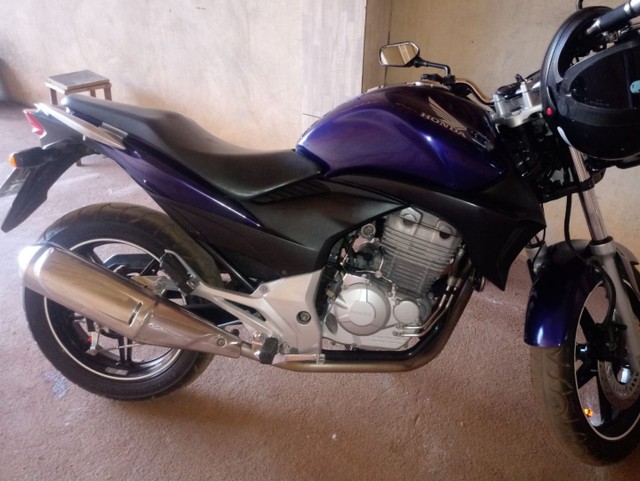CB 300 2010