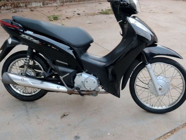 BIZ 2011 PRETA IMPECÁVEL  PEDAL 