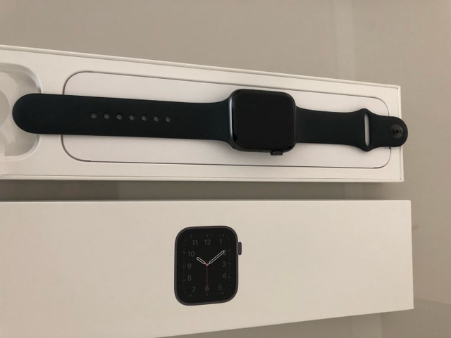 olx apple watch se