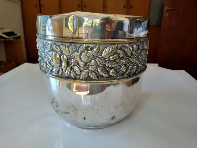 Cachepô antigo, década 30/40, espessurado a prata