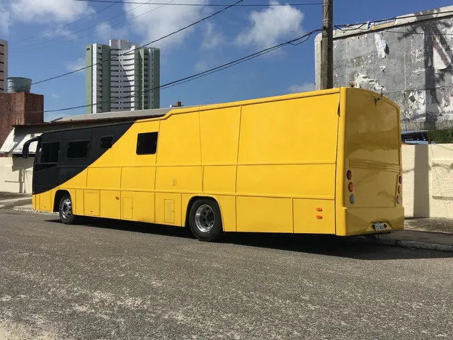 Motorhome Mercedes 1620 com garagem BAIXEI, SO ESSA SEMANA!!!