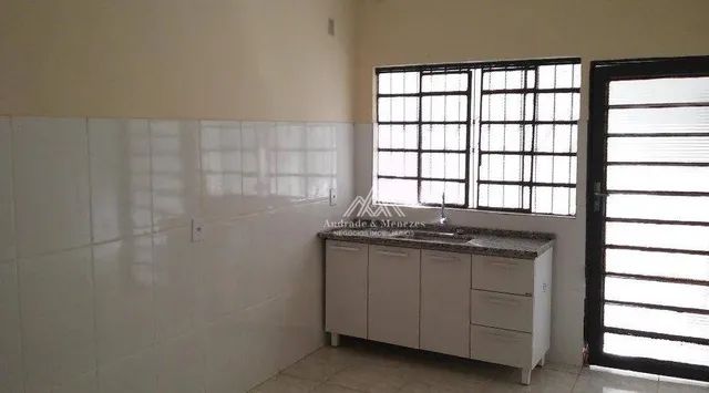 Casa com 2 dormitórios para alugar, 111 m² por R$ 1.039,73/mês - Campos Elíseos - Ribeirão
