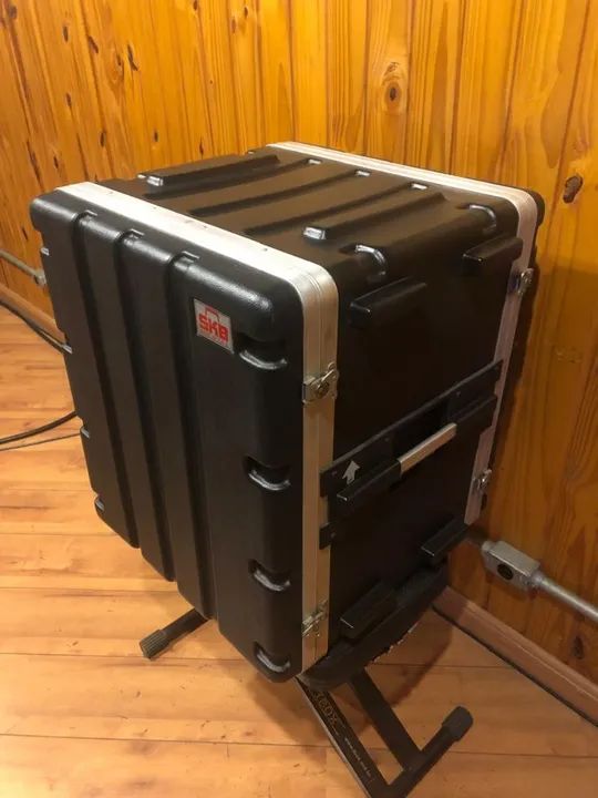 Case SKB perfeito estado