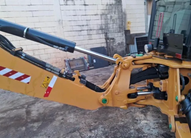 2018 Caterpillar 416 F