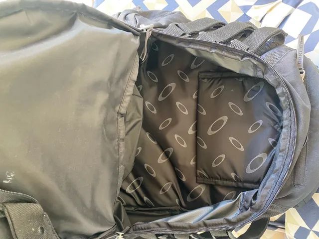 Mochila Oakley nova  - Foto 5