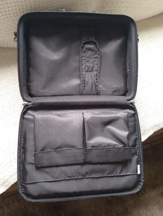 Laptop bag, documents, notes, notebooks, etc...63824109630465122