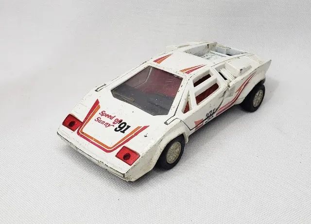 Miniatura Lamborghini Countach Sunnyside (Branco) 1/38