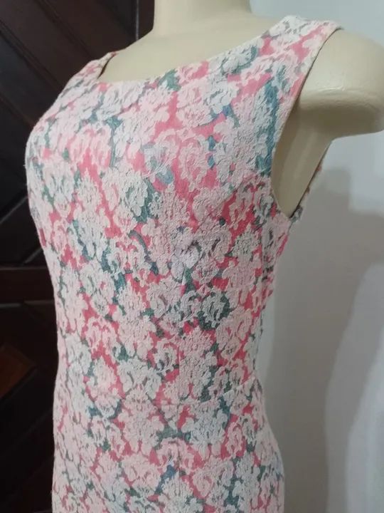 Vestido bordado e forrado - tamanho 40 - Foto 2