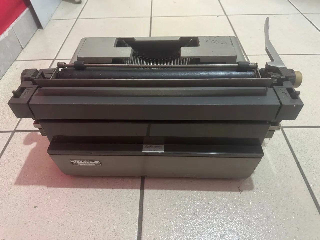 máquina escrever olivetti linea 98 - Foto 5