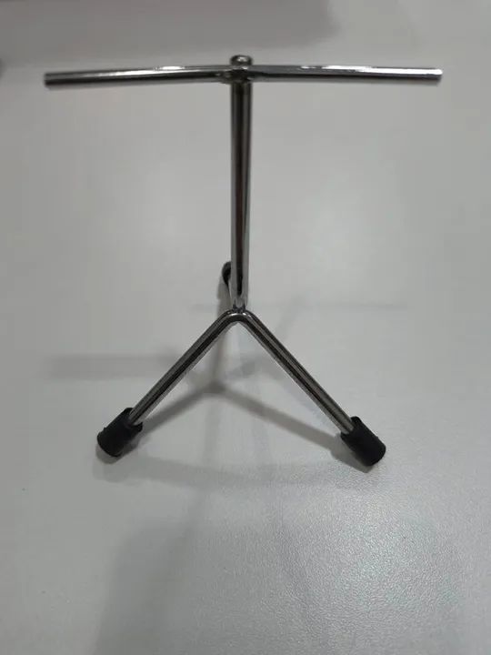Expositor de Calçados Cromado 
