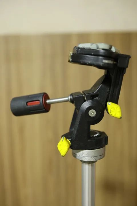 Tripé Manfrotto 3 Eixos 029-MK2 - Foto 4