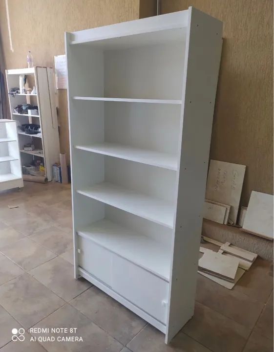 PRATELEIRA COM PORTA DE CORRER MDF