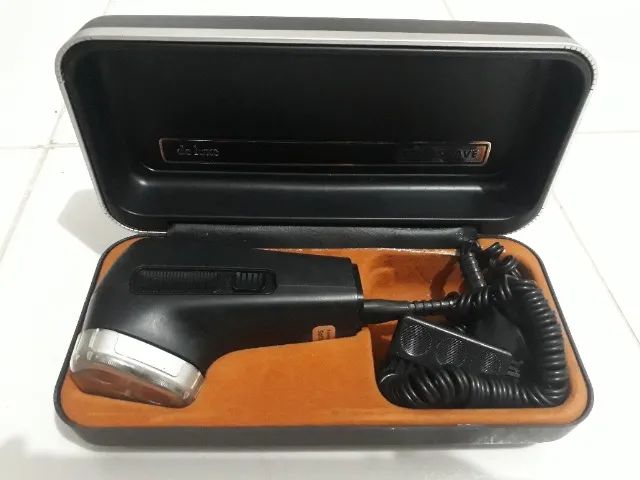 Barbeador Elétrico Philips Philishave De Luxe Hp 1126 - Foto 3