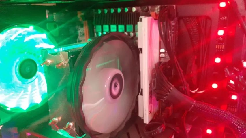 Gabinete Gamer , Lateral Acrilico, Preto seminovo. Aigo Beyond 3 U3, Mid-tower - Sem fans. - Foto 6