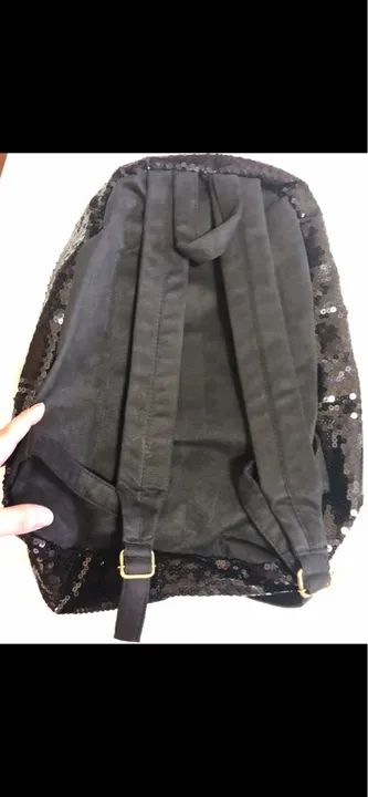 Mochila de paetês NOVA - Foto 2