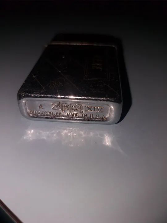 Isqueiro Zippo Antigo Slim