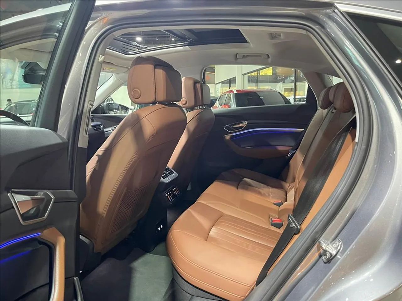 AUDI E-TRON ELÉTRICO SPORTBACK PERFORMANCE QUATTRO - Foto 13