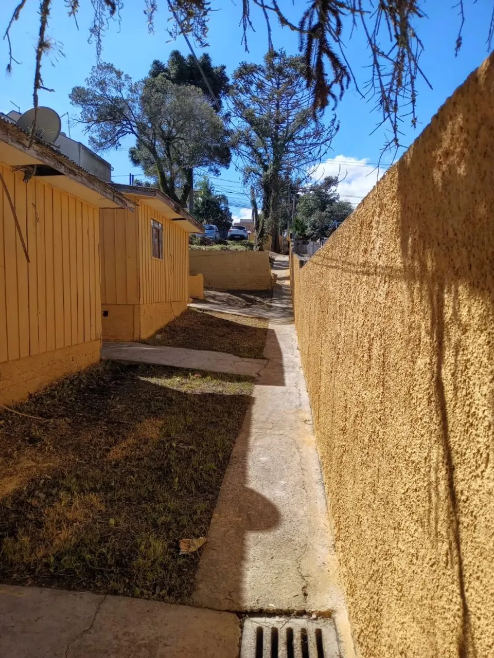 Alugo casa 02 qtos Alto Bqrao 1.200,00 direto dona