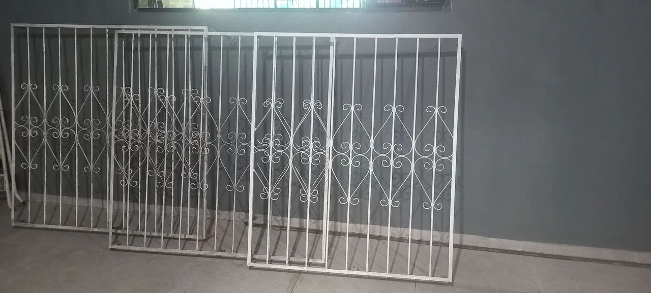 Grade de ferro para janela 64840773370241122