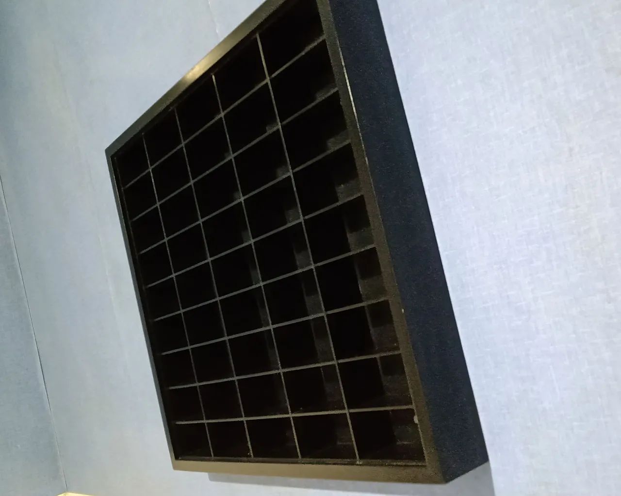 Estante Expositora para coleções, 45 espaços. - Foto 2