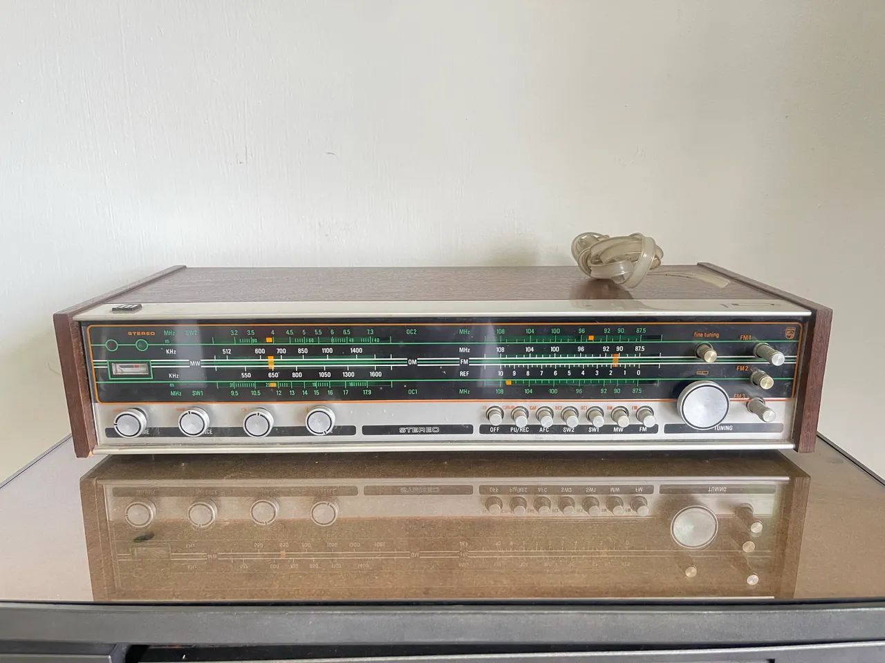 Philips Receiver Model RH-716 AM/FM/WM Shortwave Radio64728254174849120