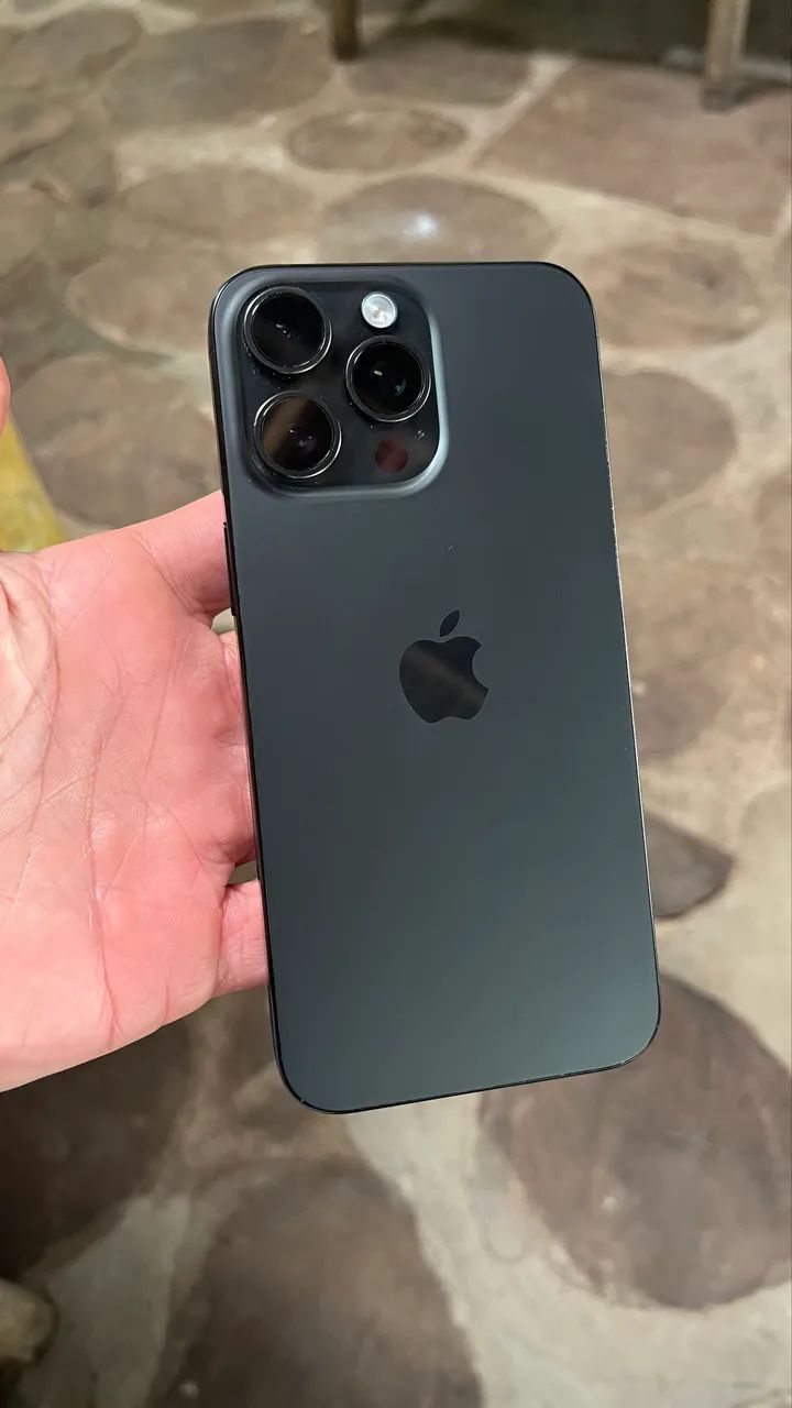 iPhone 15 Pro 256GB バッテリー90% iPhone 15 Pro 256Gb Preto Saúde de bateria 90% R$ 5.300,00 Semi