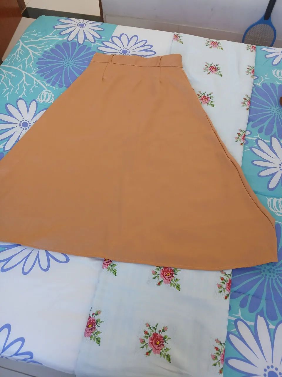 1Saia 1 vestido  - Foto 2