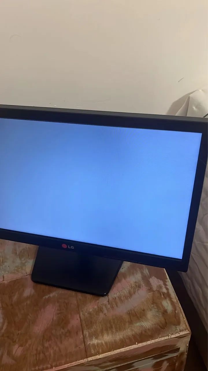 Monitor LG- 19 Pol  -PROMOÇÃO  - Foto 2
