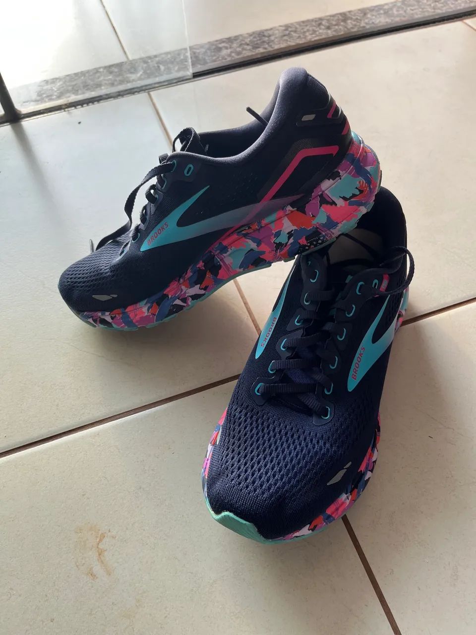 Tênis Brooks Ghost 15 Sports Matter - Original - Tam. 42 (BR 40) - Foto 3
