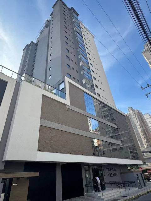 Imóvel para aluguel anual com 2 quartos, novo, no Morretes - Itapema - SC