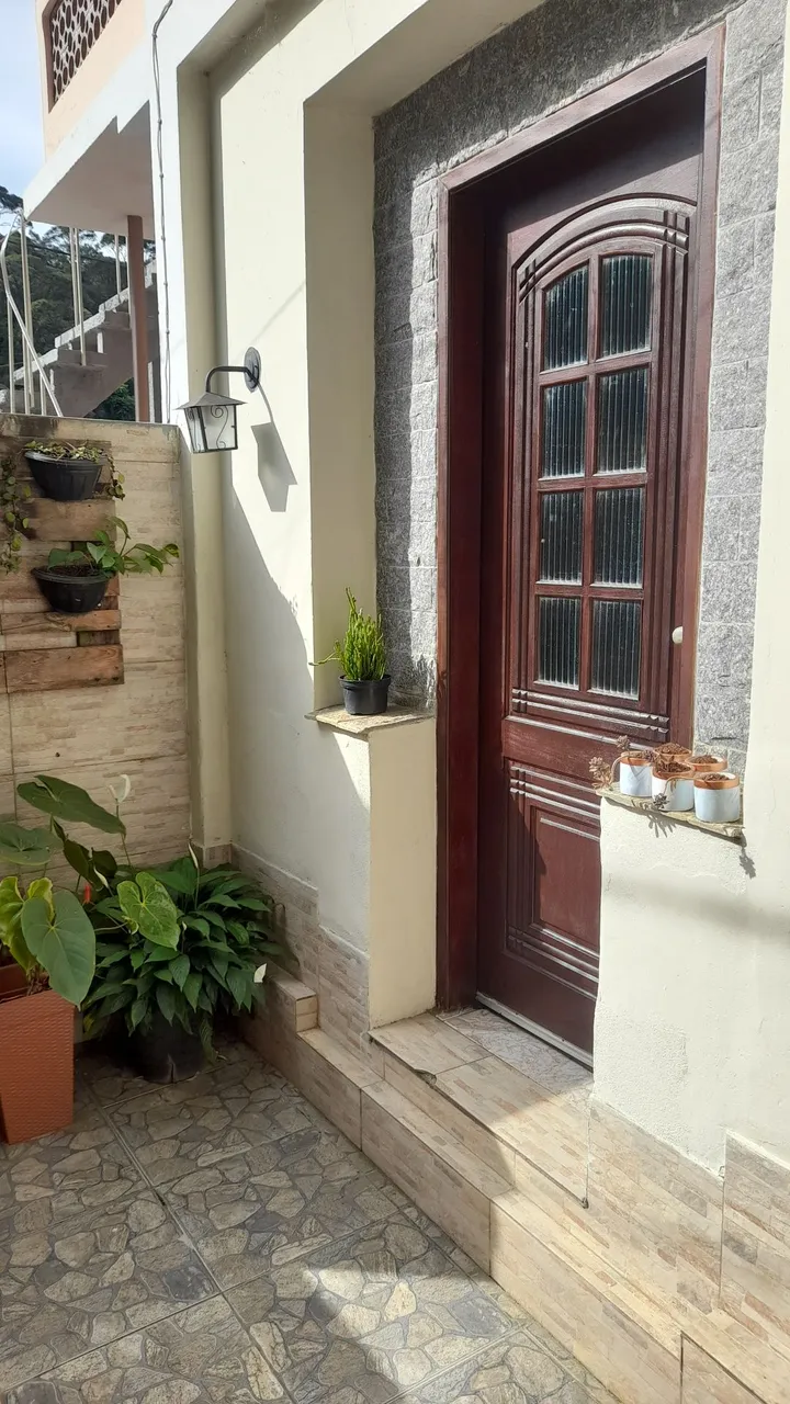 Apartamento tipo casa.