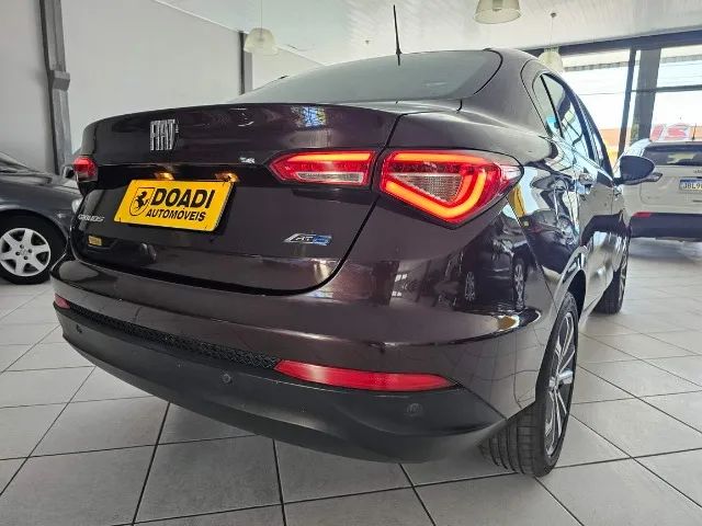 Fiat Cronos Precision 1.8 16V Flex Aut. 2018 - Foto 4