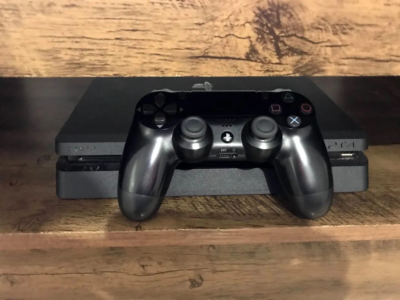 Playstation 4 Slim + Controle 1 tera 