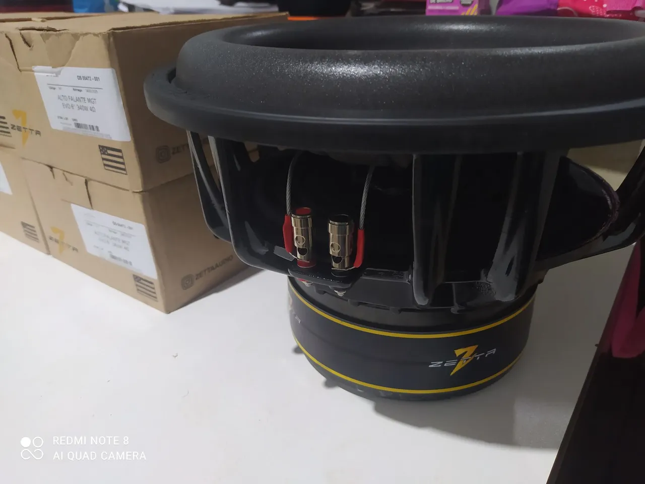 Auto falante zetta novo sem uso ,na caixa.