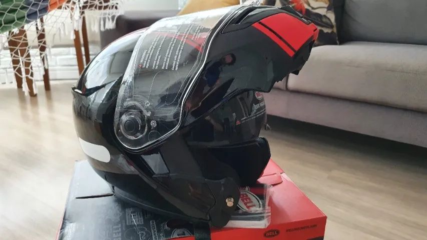 Capacete modular Bell