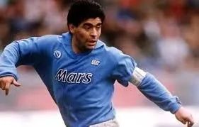 Camisa Napoli Campeão Copa UEFA 1989 #10 Maradona Autografada Certificada - Foto 4