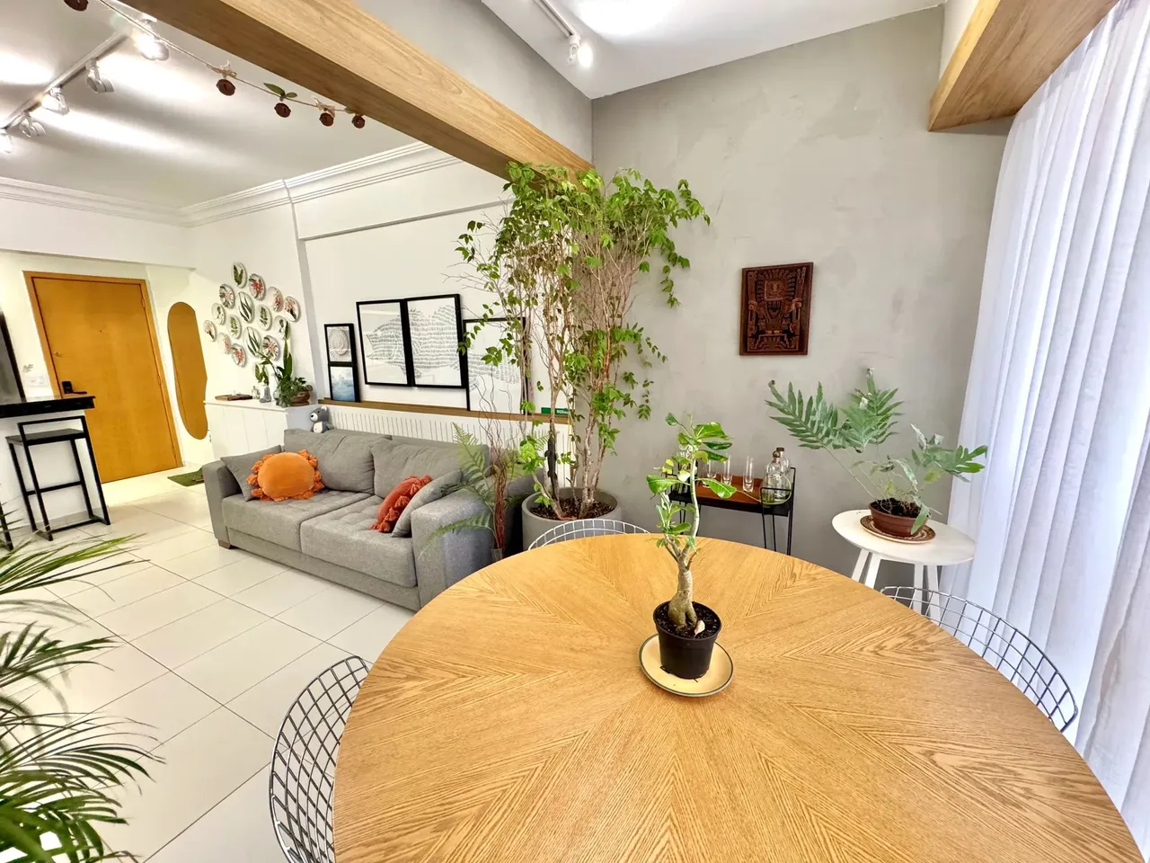 Alto da Glória: Apartamento à venda com 2 quartos sendo 1 suíte
