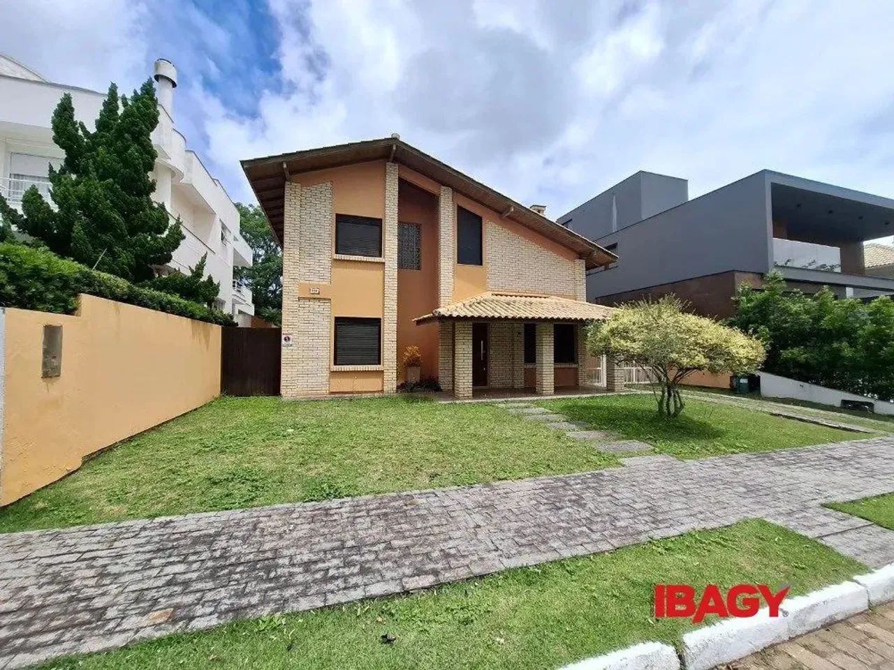 Excelente Casa 3 dormitório(s) em Jurerê Internacional - Florianópolis - Foto 3